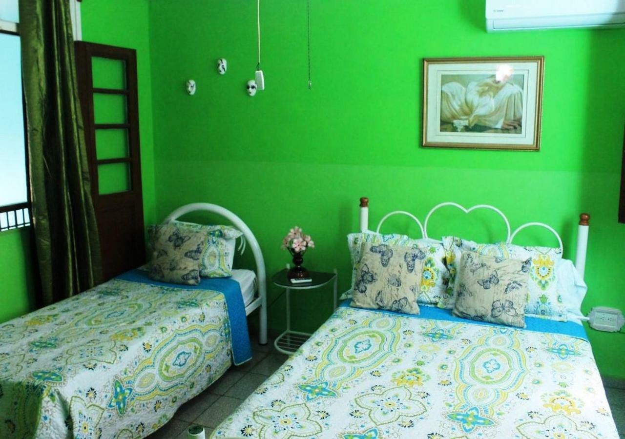 Hostal Yolanda Habana Vieja Гавана Екстер'єр фото